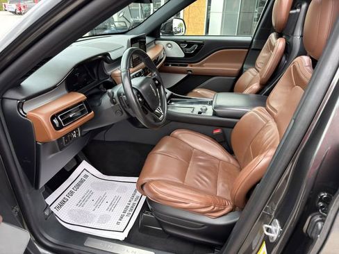 Used 2020 Lincoln Aviator Reserve w/ Equipment Group 202A AWD/4WD image 14