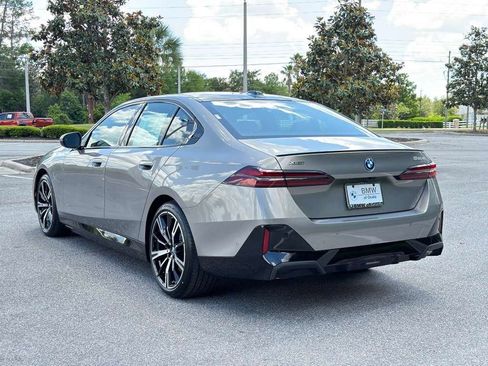 New 2026 BMW 550e xDrive AWD/4WD image 3