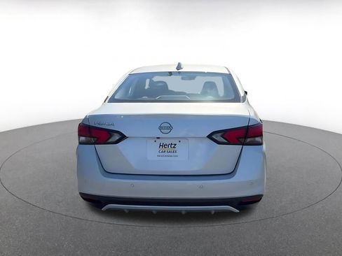 Used 2025 Nissan Versa SV image 12