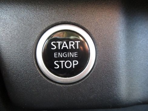 Used 2023 Nissan Rogue SV AWD/4WD image 24
