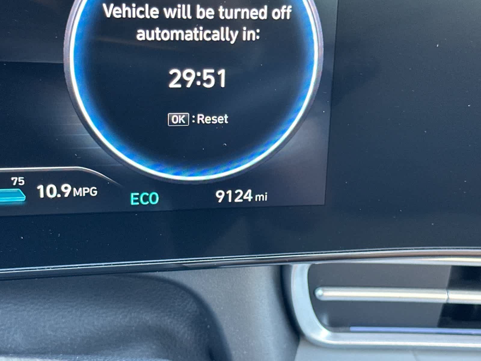 Certified 2025 Hyundai Elantra Limited FWD image 26
