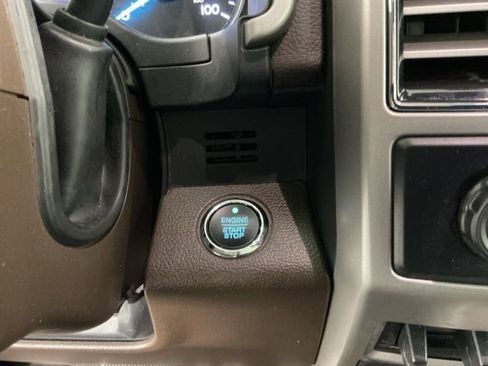 Used 2020 Ford F450 King Ranch w/ King Ranch Ultimate Package AWD/4WD image 29