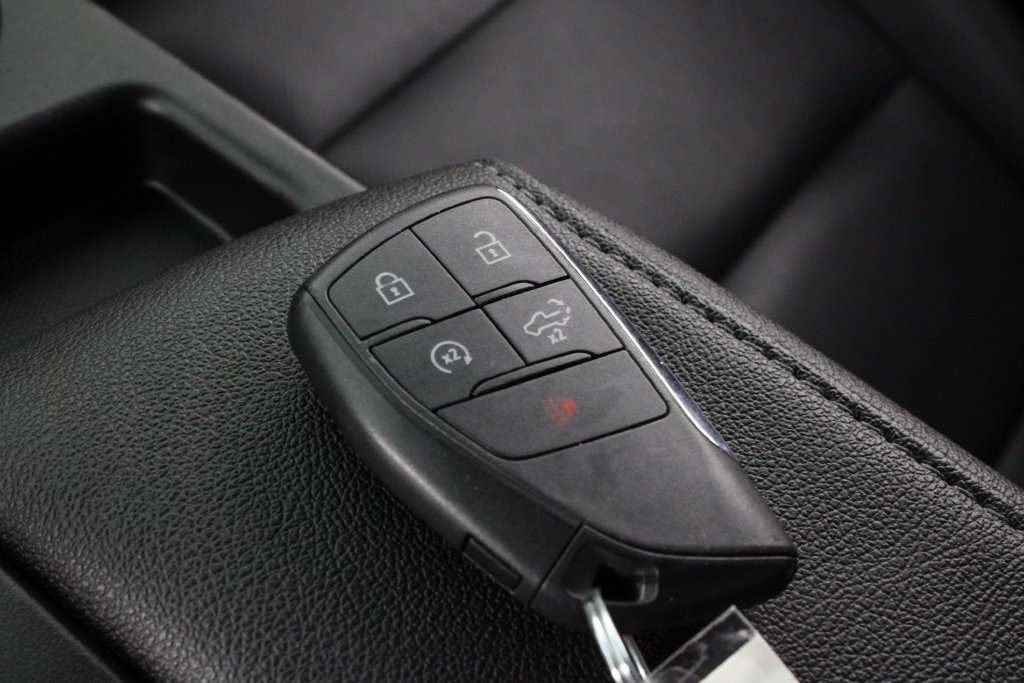 Used 2026 GMC Sierra 1500 SLT AWD/4WD image 29