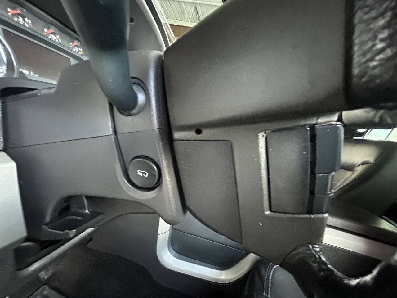 Used 2012 Ford F150 FX4 w/ FX Luxury Pkg AWD/4WD image 34