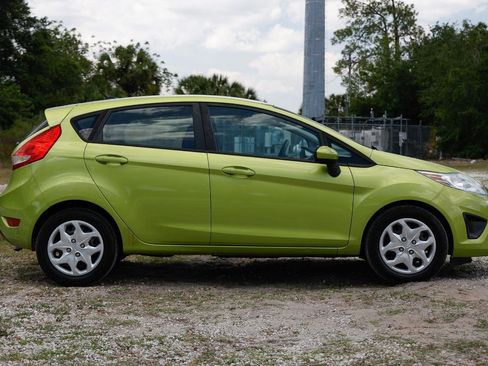 Used 2012 Ford Fiesta SE FWD image 13