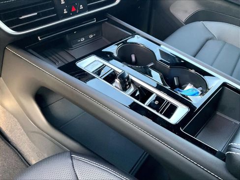 New 2026 Volkswagen Atlas Cross Sport SEL R-Line image 14