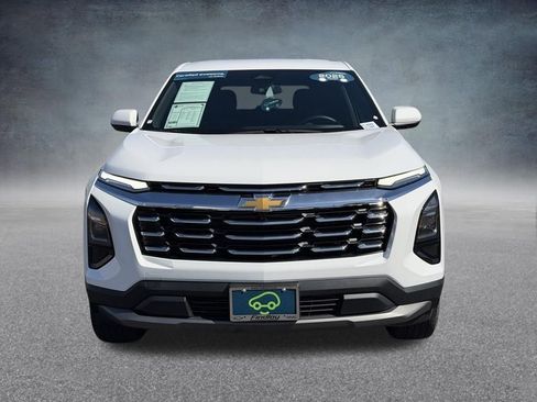 Used 2025 Chevrolet Equinox LT FWD image 9
