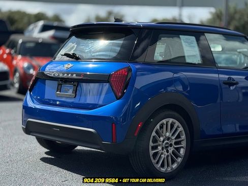 Used 2025 MINI Cooper S FWD image 6