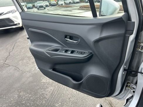 Used 2024 Nissan Versa SV image 23