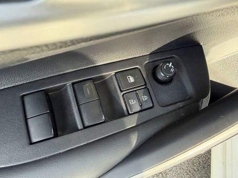 Used 2023 Toyota Corolla XLE FWD image 10
