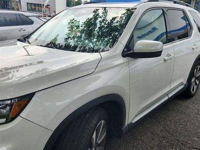 Used 2025 Honda Pilot Touring