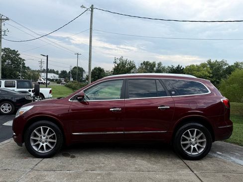 Used 2017 Buick Enclave Leather FWD image 2