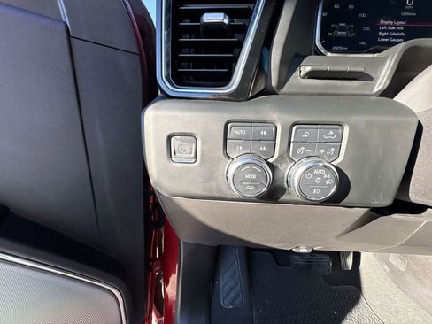 Used 2024 GMC Sierra 1500 Denali w/ Technology Package image 17