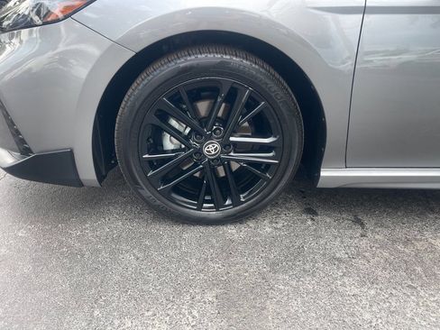 Used 2026 Toyota Camry SE w/ Multimedia Upgrade Package FWD image 9