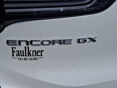 Certified 2025 Buick Encore GX Avenir w/ Avenir Technology Package FWD image 31