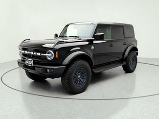 New 2026 Ford Bronco Outer Banks w/ Sasquatch Package AWD/4WD video 2