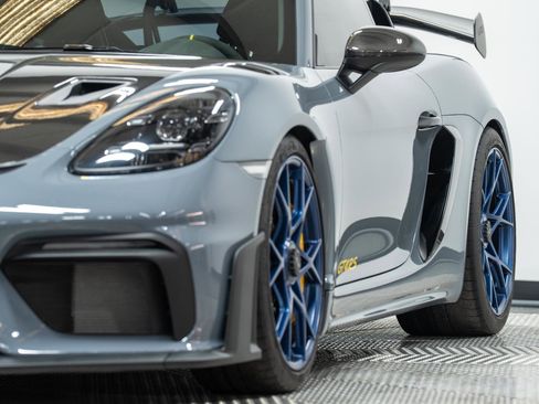 Used 2023 Porsche 718 Cayman GT4 RS w/ Weissach Package image 9