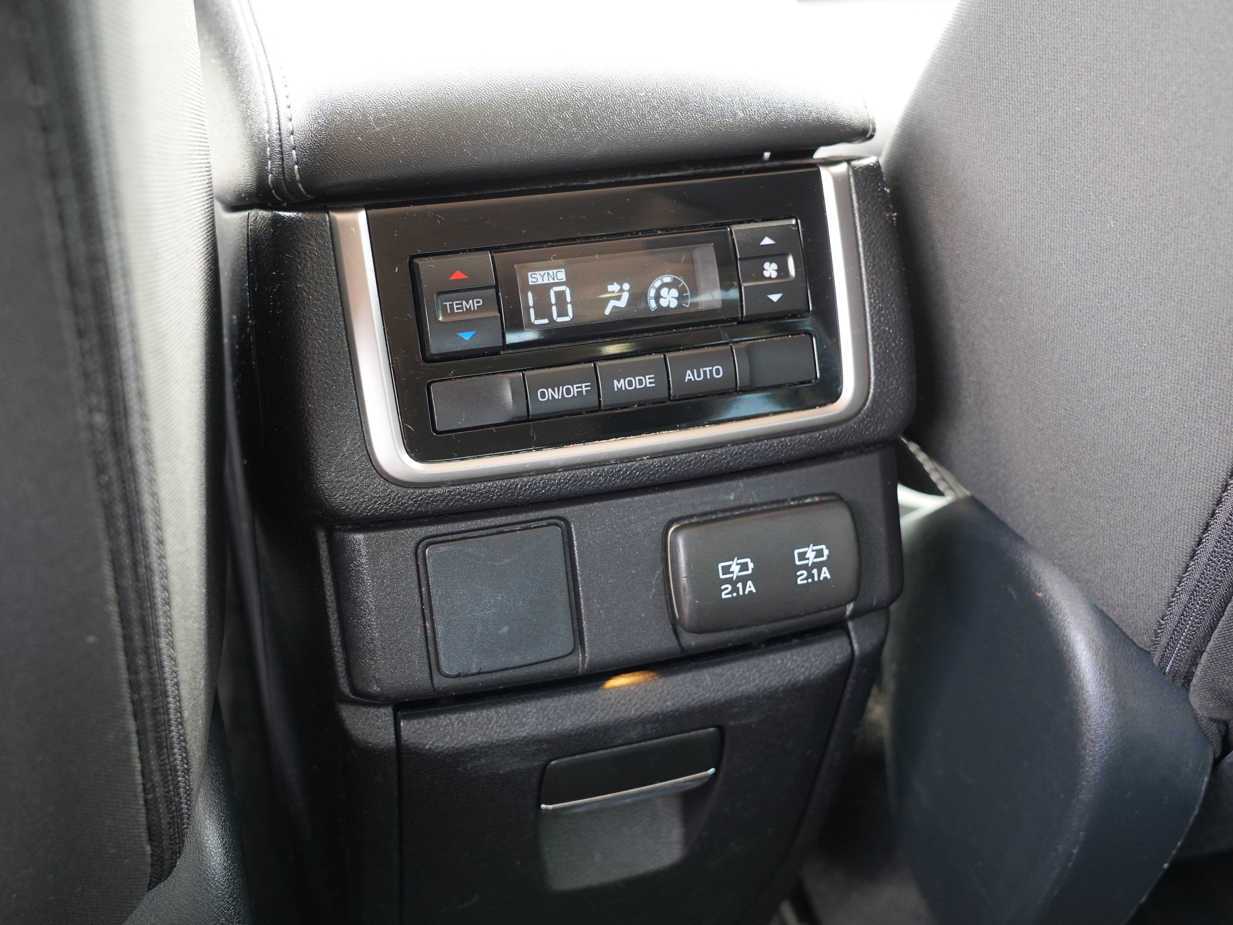 Used 2021 Subaru Ascent Premium w/ Convenience Package AWD/4WD image 29
