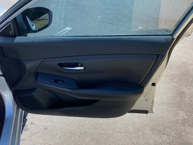 Used 2021 Nissan Sentra S FWD image 35