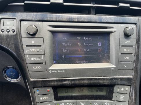 Used 2012 Toyota Prius Three FWD image 12