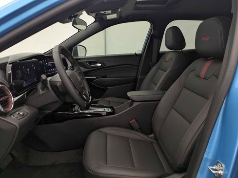 New 2026 Chevrolet Trax RS w/ Sunroof Package FWD image 17