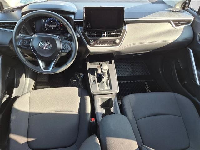 Certified 2026 Toyota Corolla Cross LE FWD image 17