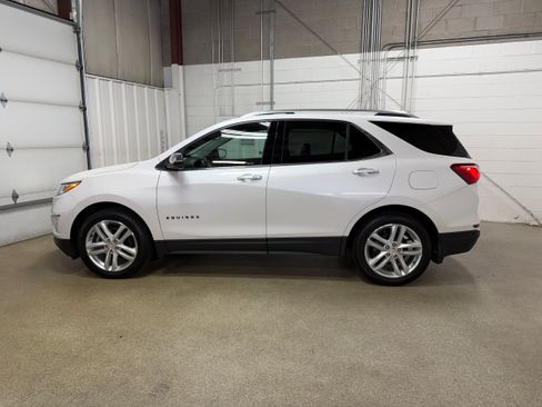 Used 2020 Chevrolet Equinox Premier AWD/4WD image 5