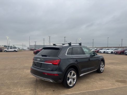 Used 2021 Audi Q5 2.0T Premium Plus w/ Premium Plus Package AWD/4WD image 19