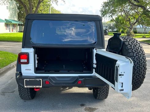 Certified 2022 Jeep Wrangler Unlimited Rubicon image 41