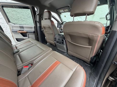 Used 2018 Ford F150 XLT w/ Equipment Group 302A Luxury AWD/4WD image 21