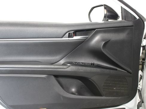 Used 2020 Toyota Camry XSE w/ Carpet Mat Package FWD image 6