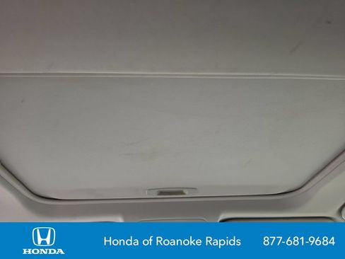 Used 2019 Toyota RAV4 XLE Premium FWD image 31