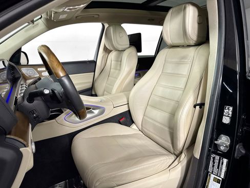 Used 2020 Mercedes-Benz GLS 580 4MATIC image 27