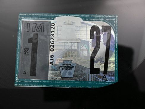 Used 2022 Tesla Model Y Performance image 10