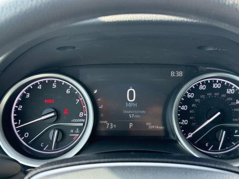 Used 2022 Toyota Camry LE AWD/4WD image 22