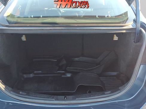 Used 2018 Ford Fusion SE w/ Equipment Group 201A image 7