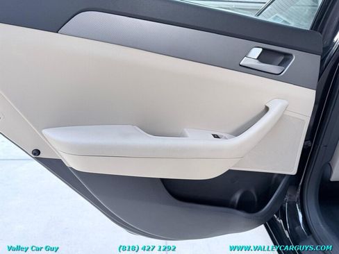 Used 2015 Hyundai Sonata SE FWD image 22