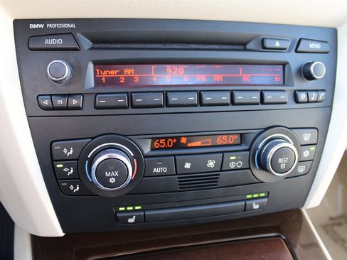 Used 2009 BMW 328i Coupe image 17