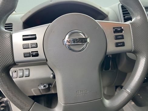 Used 2019 Nissan Frontier SV image 17