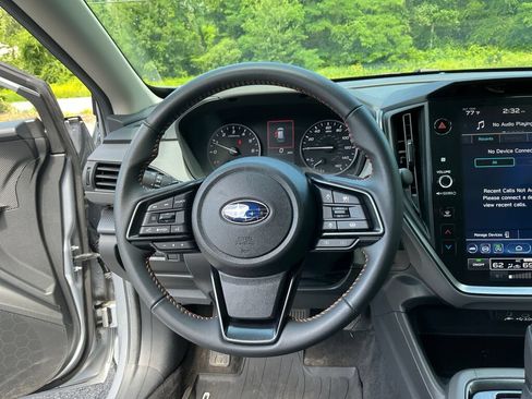 Used 2024 Subaru Crosstrek 2.5i Limited AWD/4WD image 13