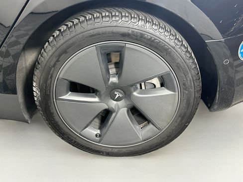 Used 2021 Tesla Model 3 Long Range AWD/4WD image 11