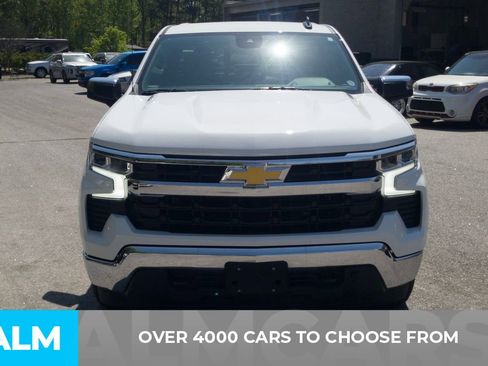 Used 2023 Chevrolet Silverado 1500 LT w/ Leather Package image 2