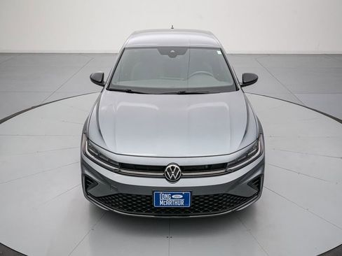 Used 2025 Volkswagen Jetta Sport FWD image 9