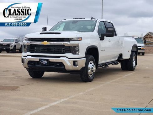 Used 2026 Chevrolet Silverado 3500 LT w/ All Star Edition image 10