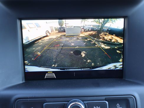 Used 2019 GMC Terrain SLE w/ Driver Convenience Package AWD/4WD image 26