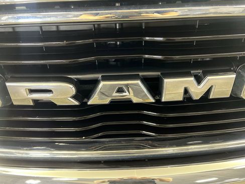 Used 2019 RAM 1500 Big Horn AWD/4WD image 29