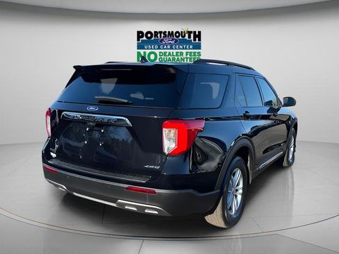 Used 2022 Ford Explorer XLT w/ Equipment Group 202A AWD/4WD image 31