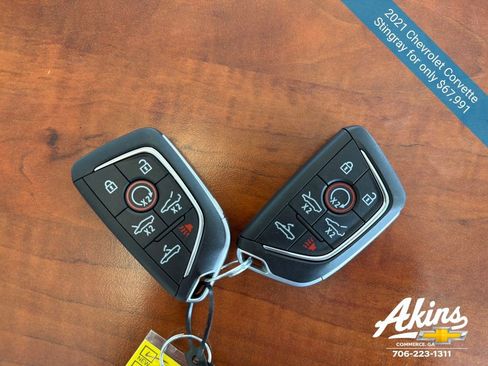 Certified 2021 Chevrolet Corvette Stingray Preferred Conv w/ Z51 Performance Package image 25