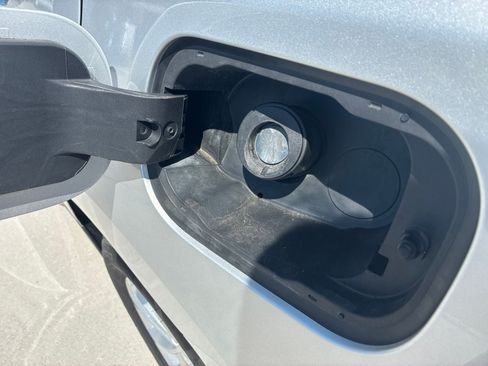 Used 2019 Chevrolet Equinox LT AWD/4WD image 18