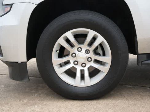 Used 2019 Chevrolet Tahoe LT AWD/4WD image 23